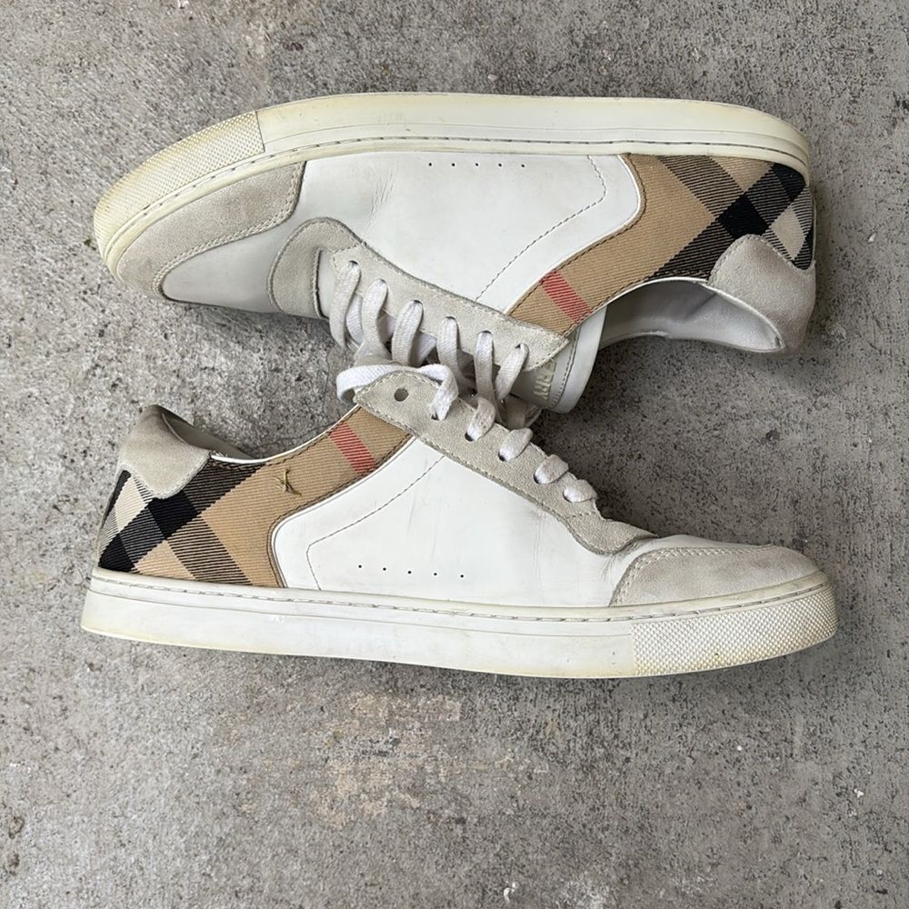 Burberry leather n nova chek sneakers - Picture 3 of 9
